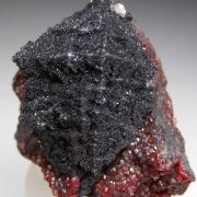 Hausmannite on Andradite