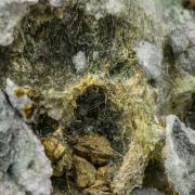 Millerite on Quartz with Chalcopyrite, Annabergite