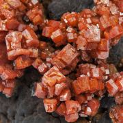 Vanadinite on manganese oxides