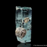 Beryl var. Aquamarine, Muscovite, Schorl