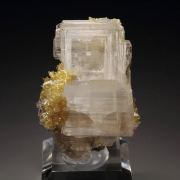 twinned CERUSSITE, gemmy MIMETITE
