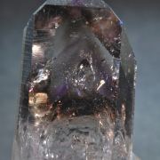 Quartz var Amethyst with movable bubble