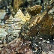 Arsenopyrite-Marcasite with Arsenopyrite and Siderite