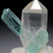 Emerald on Quartz