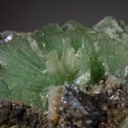 Ludlamite - fan crystals