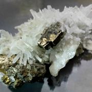 Pyrrhotite on Quartz