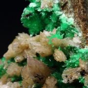 ANNABERGITE, FLUORITE