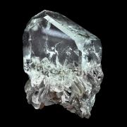 Beryl var. goshenite, muscovite