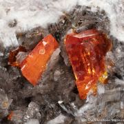 Wulfenite on Calcite