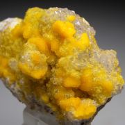 Cadmium Smithsonite on Quartz