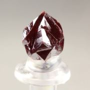 twinned CINNABAR floater