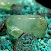 Malachite in Barite on Chrysocolla