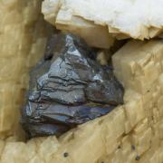 Chalcopyrite with Dolomite and Calcite