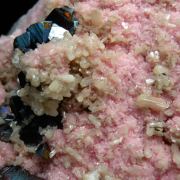 Rhodochrosite with Stilbite, Sphalerite, Chalcopyrite