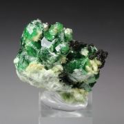 gem GARNET var. GROSSULAR var. CHROMIAN, DIOPSIDE