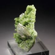 VESUVIANITE, MUSCOVITE