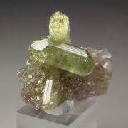 gem VESUVIANITE