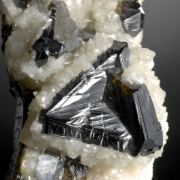 Sphalerite - triplet macle