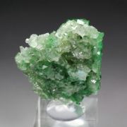 gem GARNET var. GROSSULAR var. CHROMIAN, CHROMITE