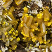 Pyromorphite with Baryte