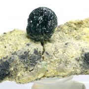 Zincolivenite