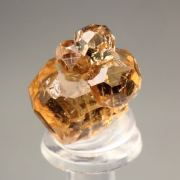 gem GARNET var. GROSSULAR