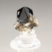 ANATASE bi-terminated, ALBITE with STILPNOMELANE inclusions