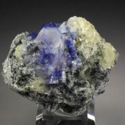 crystalised gemmy CARLETONITE, CALCITE