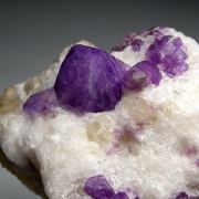 Sodalite var. Hackmanite