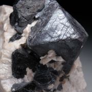 Franklinite on Calcite