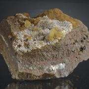 Paradamite on Smithsonite
