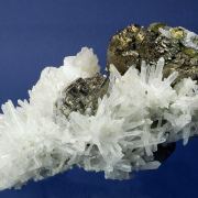 Pyrrhotite on Quartz