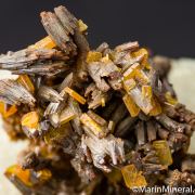 Wulfenite on Arsenian Vanadinite var. Endlichite