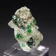 gem GARNET var. GROSSULAR with GREEN CHROMIAN PHANTOMS, DIOPSIDE