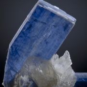 Kyanite on Quartz