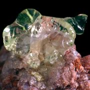 Opal var. hyalite CRAZY FLUORESCENCE