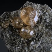 Grossular - gem crystals on matrix