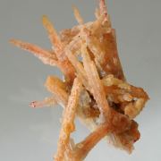 Quartz (red - acicular)