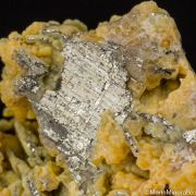 Calaverite, Chalcedony