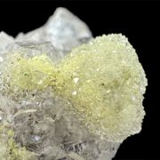 Mimetite, quartz TN