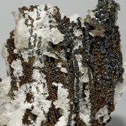 Descloizite with Calcite