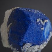 Lazurite pseudo after Sodalite