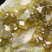 gem GARNET var. ANDRADITE var. TOPAZOLITE