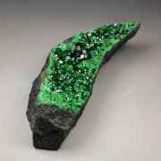 GARNET var. UVAROVITE