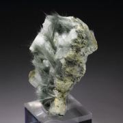 AMPHIBOLE GROUP var. BYSSOLITE, K FELDSPAR var. ADULARIA