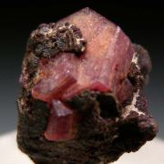 Manganpyrosmaltite