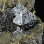 Chalcopyrite with Sphalerite 