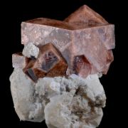 Rhodochrosite on Analcime