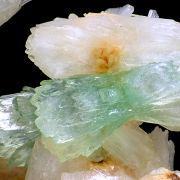 Fluorapophyllite, heulandite, stilbite