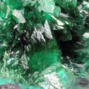ZINCOLIVENITE